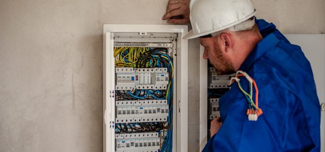 Electrician-Helmet